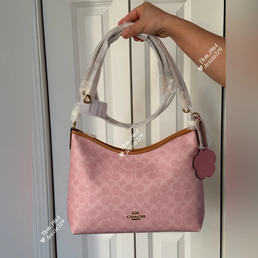 ‼️LIMITED‼️NWT！1PC COACH POWDER PINK SIGNATURE PURSES/WALLET fast shipping